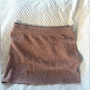 Le Lis red and white sweater material skirt size medium NWT